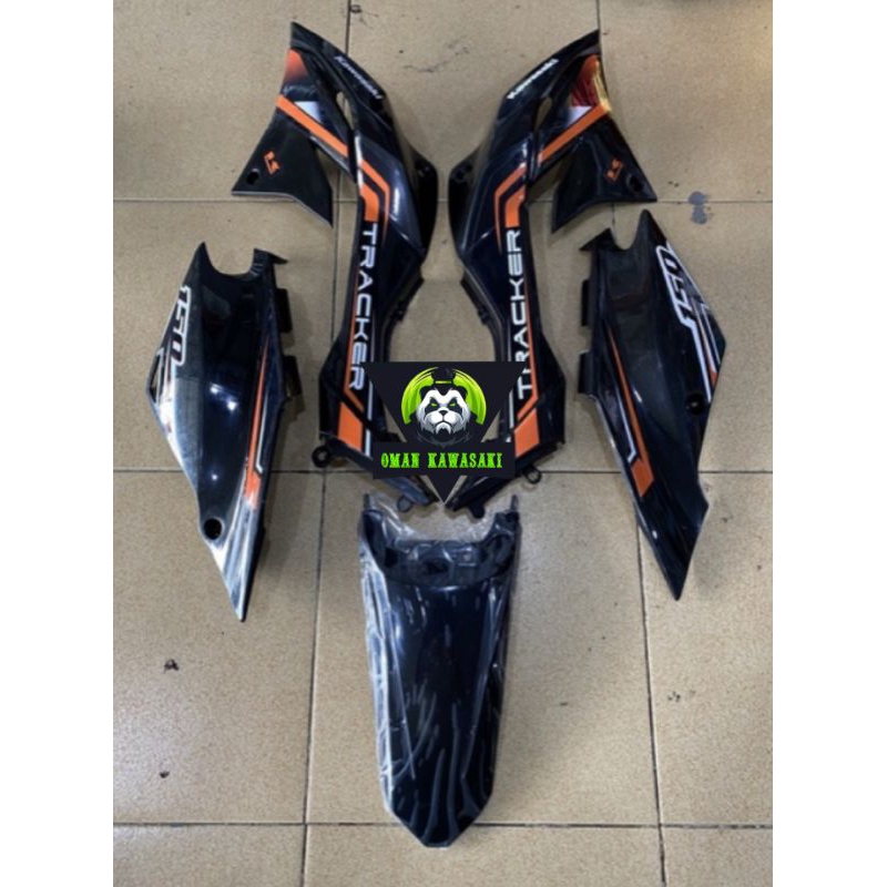 Full body dtreker bf body belakang klx dtracker bf ori sayap shroud tangki dtreker bf