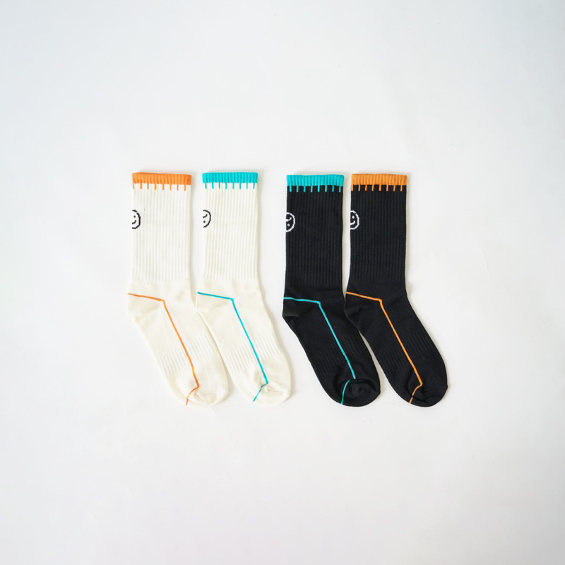 FAITH FADE - Stitches Socks