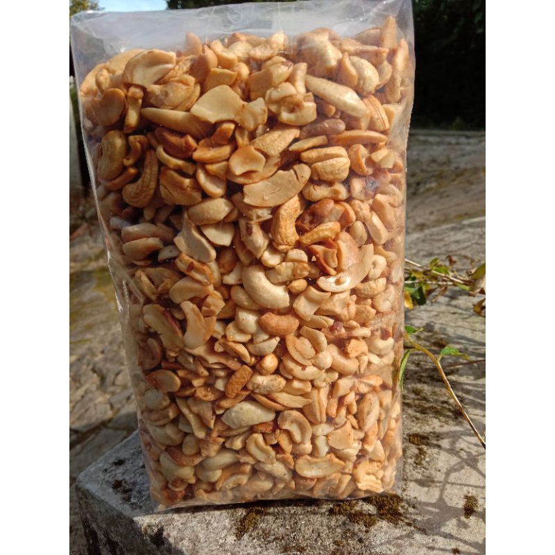 

kacang mete patahan oven 1 kg