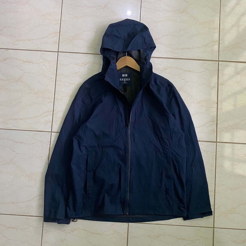 uniqlo blocktech gorpcore jacket