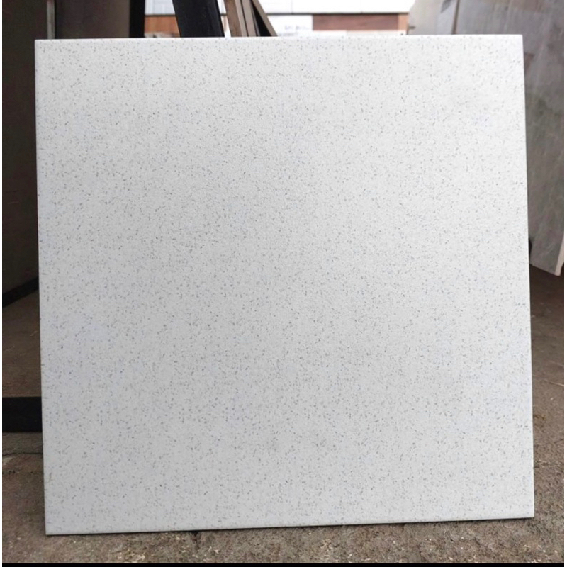 KERAMIK LANTAI MATT KASAR PLATINUM BRIGHTON BASIC 40X40 KW1