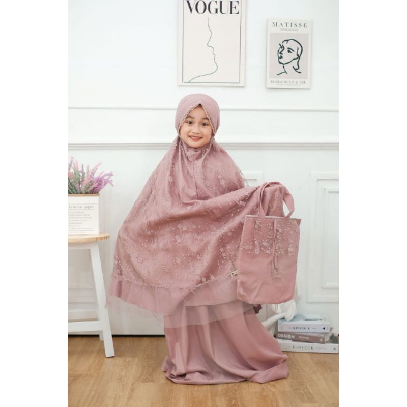 (FREE BOX + GIFT) READY MUKENA ANAK RUSIA ORI DALANOVA