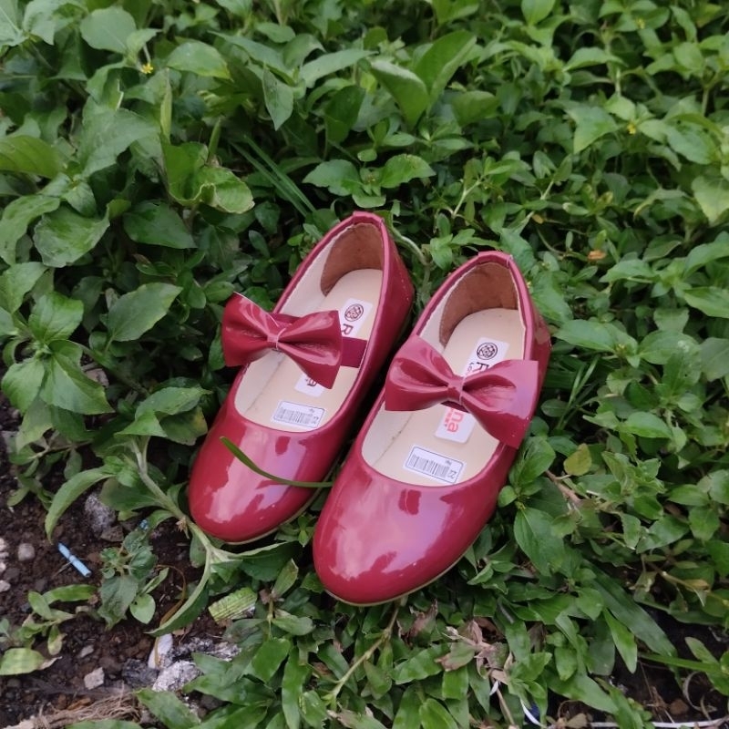 khainuna flats shoes anak pita tengah kilat size 22-25