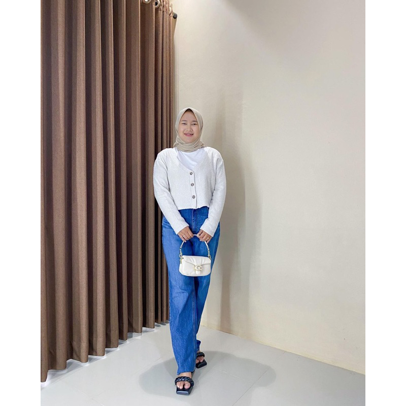 F21 wool boxy crop cardigan