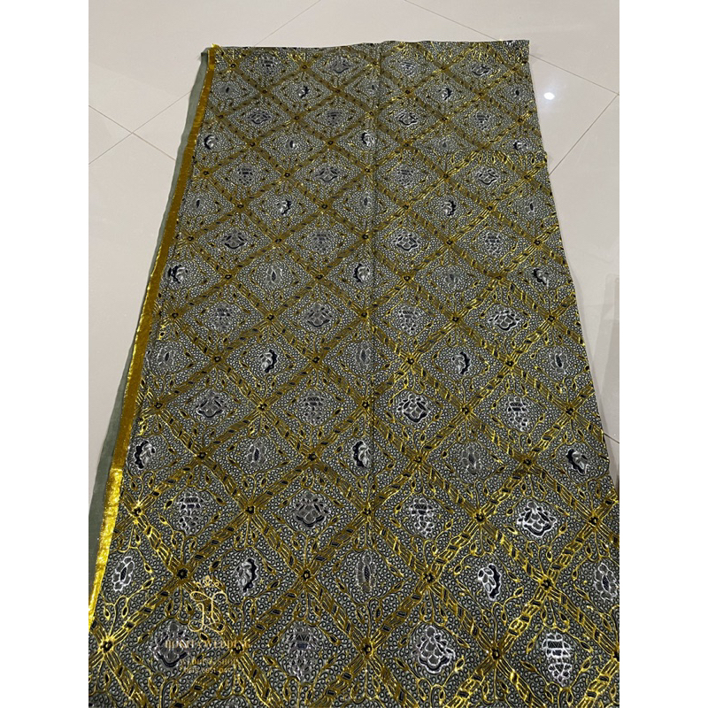 Sepasang Kain Pengantin Prada Premium