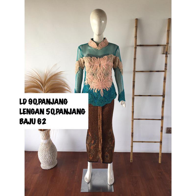 kebaya hijau tosca/kebaya wisuda