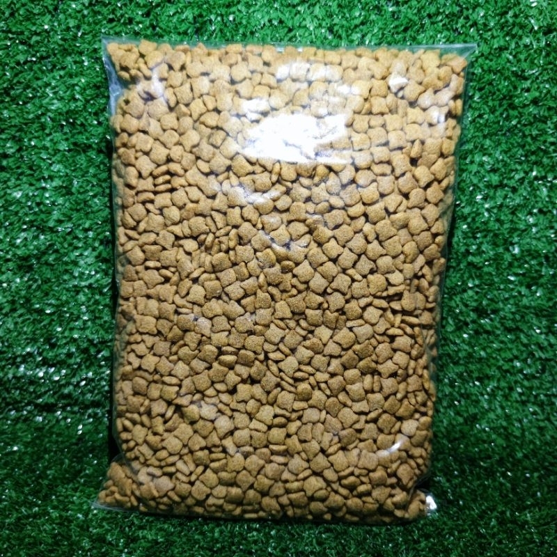 Makanan Kucing Universal Kitten 500gr Cat Food