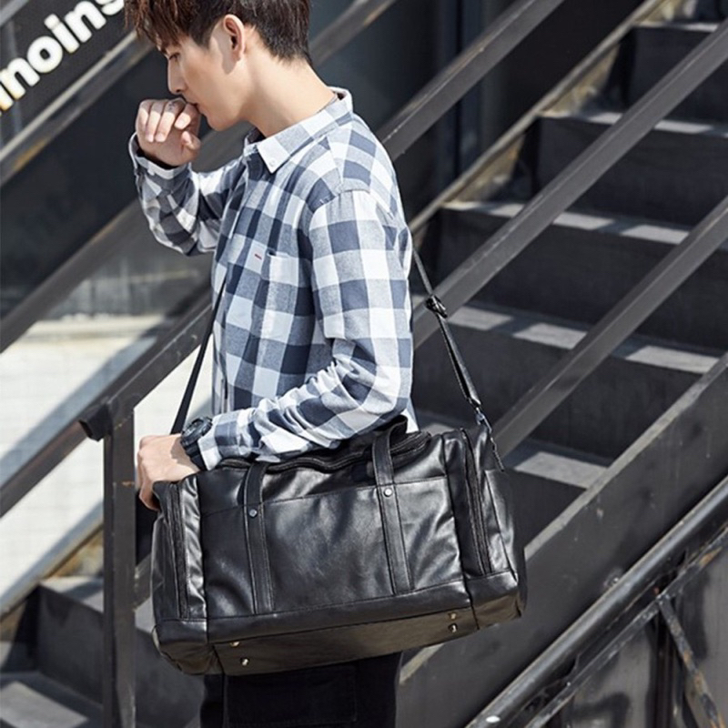 Travel Bag / Tas Selempang / Tas gym Pria Kulit Import Quality