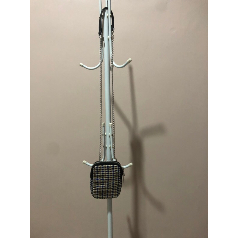 [PRELOVED] Stradivarius Phone Bag