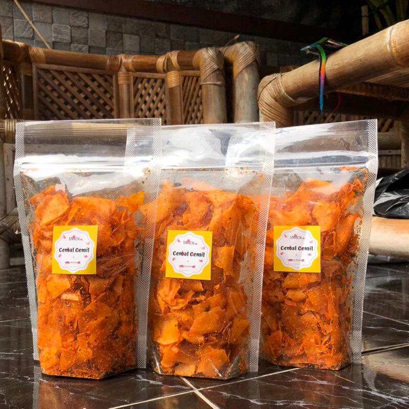 

Keripik singkong Pedas