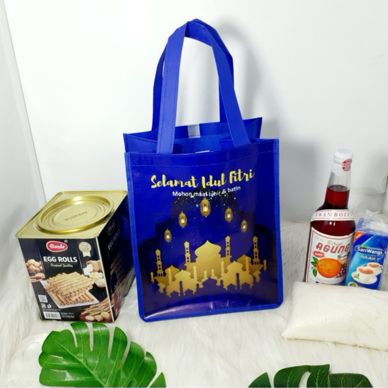

Ready Stock Tas Parcel Lebaran Idul Fitri Terbaru