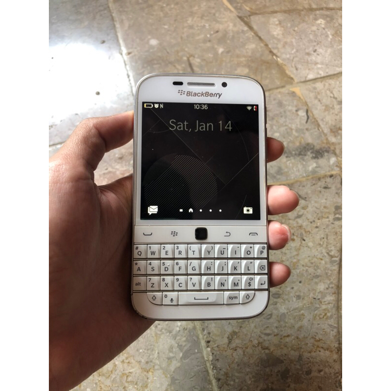 blackberry classic q20 second