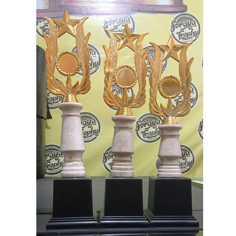 PIALA SET PELUNCUR