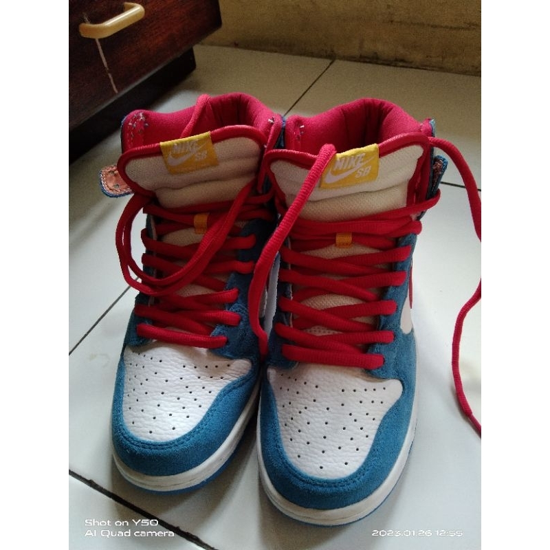 SB dunk high pro iso x doraemon