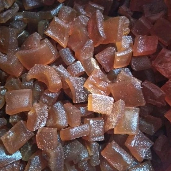 

Kerupuk Kulit Sapi Mentah 900 Gram Dadu Kotak Krecek Jangek Dorokdok 100% Original Kulit Sapi Halal