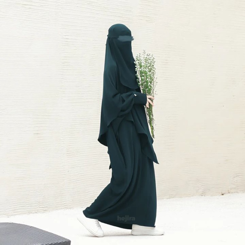 NWT (new with tag) Marwah Set (Dark Green Onyx) by Hejira - Mina Anti UV