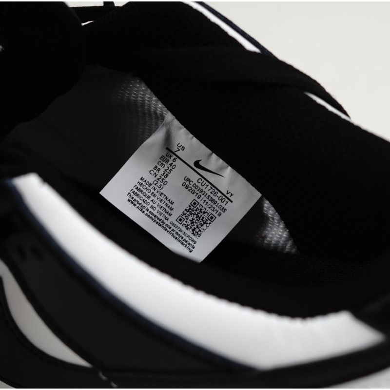 Sepatu Nike SB Dunk Low Black Whita