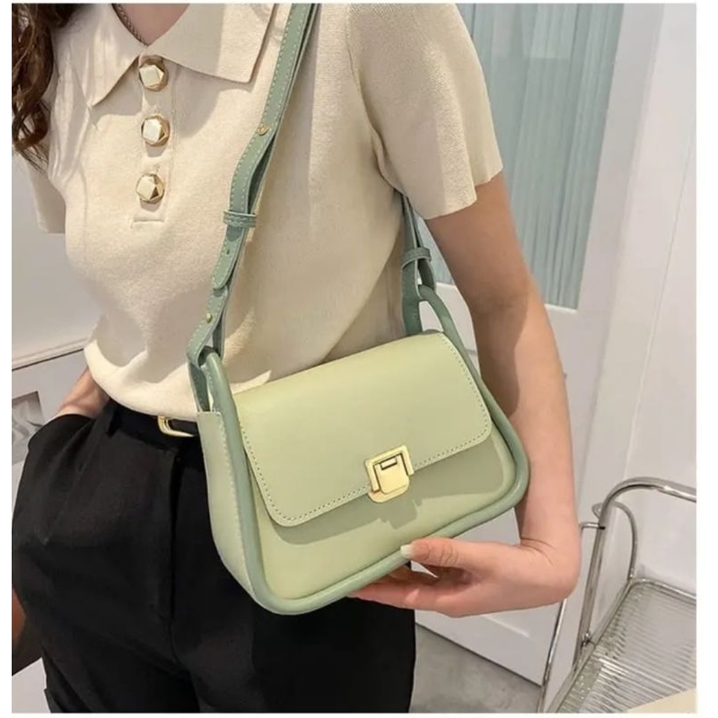 Tas Selempang Wanita / Shoulder Bag Kekinian