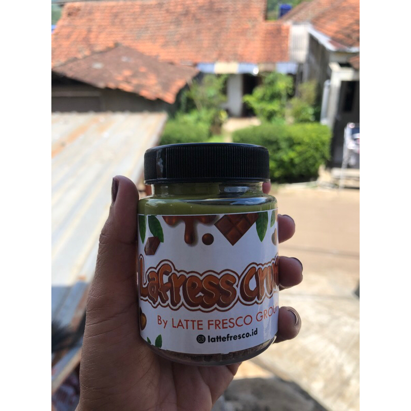 

coklat crispy lafress cruncy Matcha