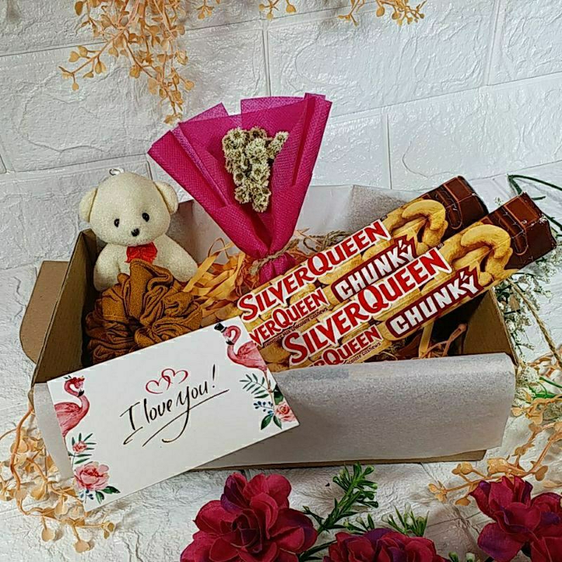 Hampers Valentine Hampers Ultah Cewek Hampers Anniversary Hampers Wisuda Kado Valentine Kado Ultah Wanita Kado Anniversary Kado wisuda Hadiah Ultah Wanita Hadiah Anniversary Hadiah Wisuda Gift Box wanita Hadiah Natal hampers coklat