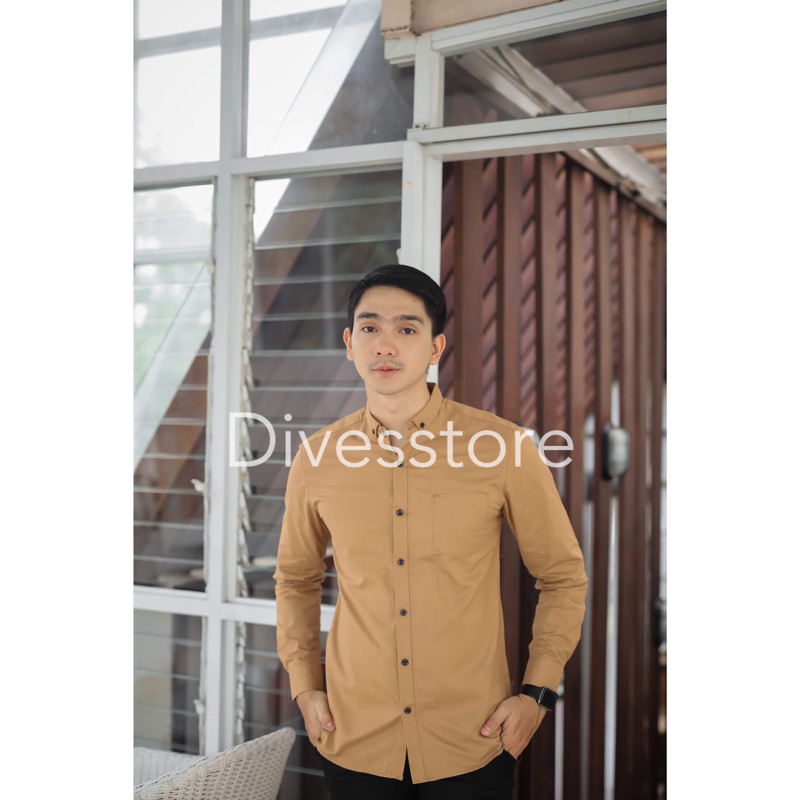 Kemeja pria cowok polos slimfit kasual basic HeM lengan panjang coklat