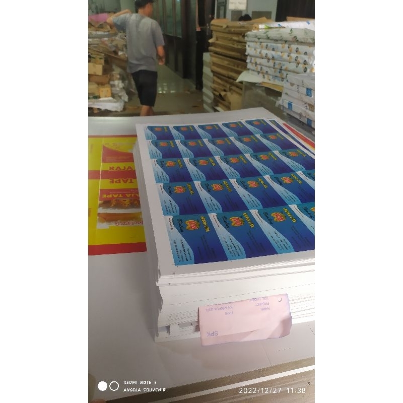 

cetak artpaper 310gsm satu sisi