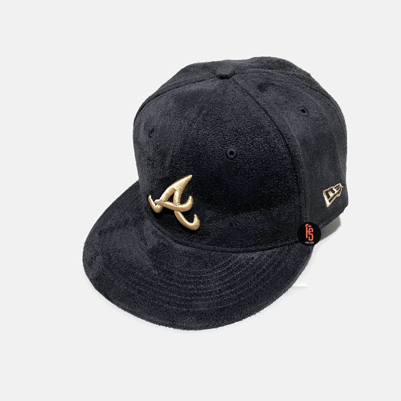 TOPI NEW ERA ORIGINAL 5950 SUEDE ATLANTA BRAVES BLACK CAMEL