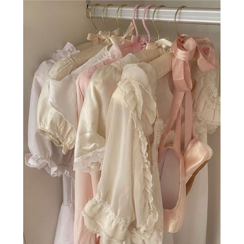 BRANDED PRELOVED TRIFT KOREAN DRESS COQUETTE SKIRT Y2k TANKTOP HOTPANTS PRELOVED TRIFT MURAH