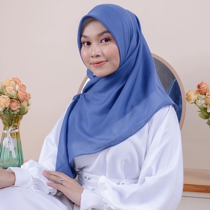 Hijab Segiempat Paris Premium Denim | Hijab Paris Premium Dark Denim Paris Premium Voal Anti Letoy |