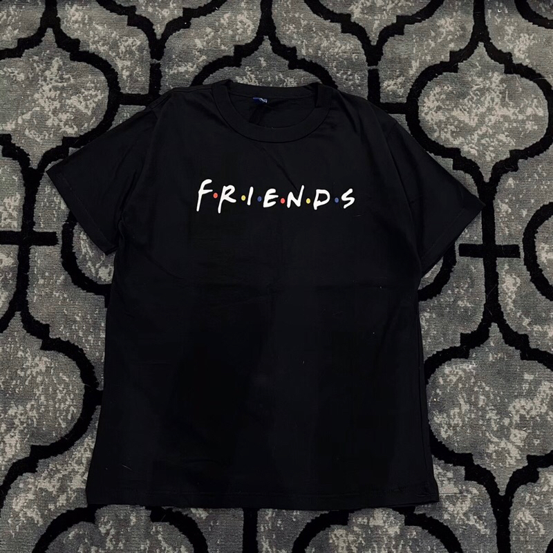 T-SHIRT H&M FRIENDS BLACK