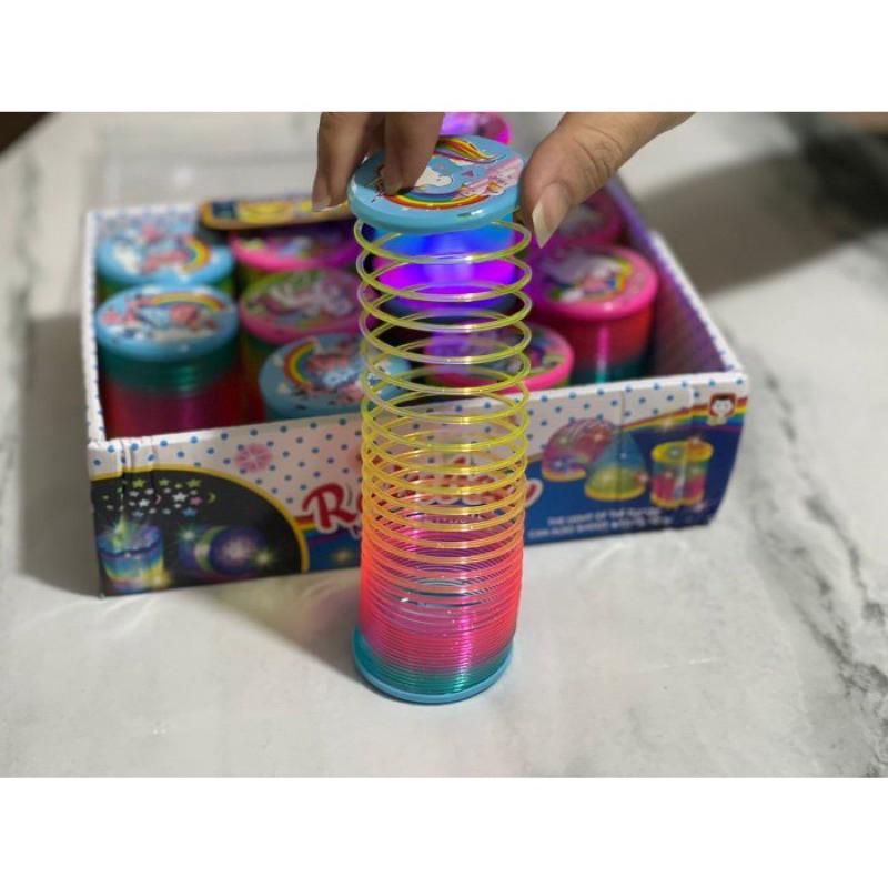 magic spring rainbow led 4,5cm / mainan per pegas lampu / slinky rainbow led / mainan murah