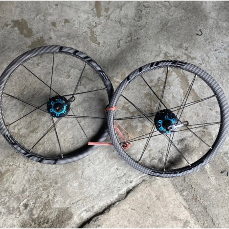 velg Wheelset sepeda lipat merk luce discbrake hub luce  ukuran 16 349