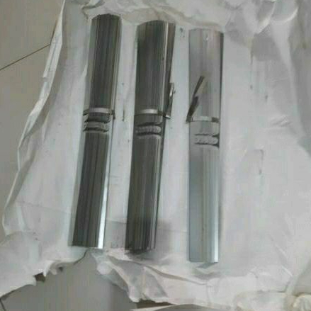 

Seng Klem 37cm kaleng Penjepit Kalender dinding wall calendar clamp