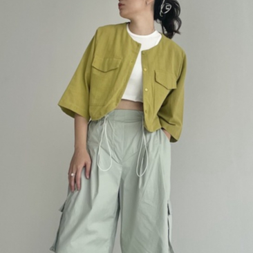 Peach Poppy KARA Linen Premium Cropped Two Pockets Shirt - Atasan Linen Premium Wanita Detail 2 Kantong Hidup