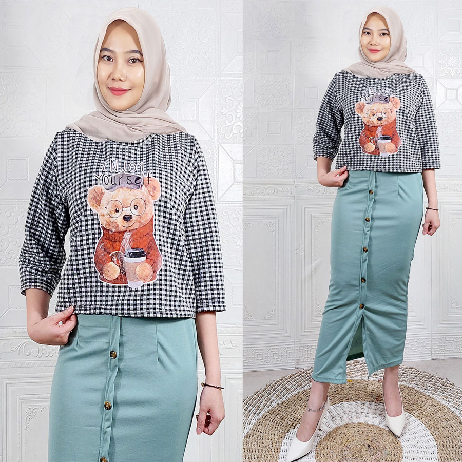 CARLINA FASHION MELOVA TEDDY SETELAN BAJU KOTAK DAN ROK SPAN WANITA