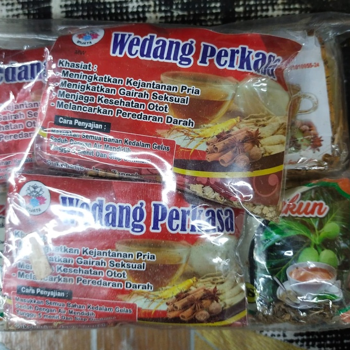 

Minuman Herbal Wedang Perkasa untuk Pria isi 10 Pcs