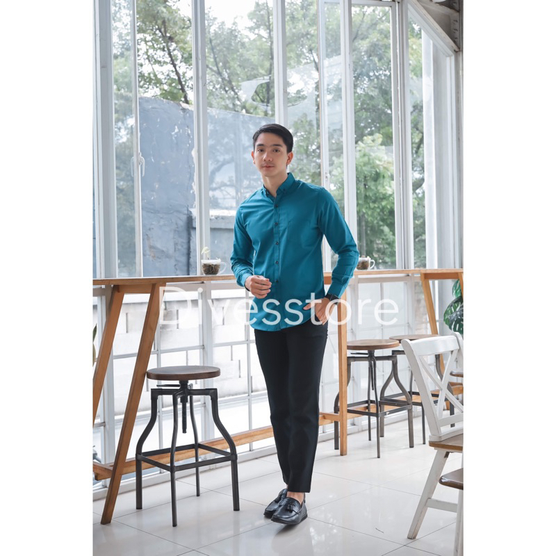 Kemeja pria cowok polos slimfit kasual basic HeM lengan panjang biru tosca