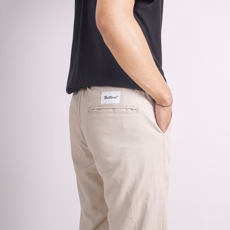 Selfless - Celana Chino Loose Straight Baggy Fit Standar Panjang Pria Work Pants Chino Fatigue Pants Celana Panjang Kerja Kantor Cinos Chinos Longgar Gober Gombrang Standar Hijau Army Hitam Abu Mocca Khaki