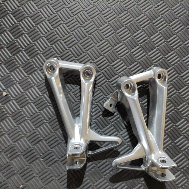 footstep postep step belakang yamaha mt-09 moge MT 09 krom