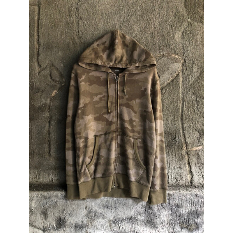 ZH UNIQLO CAMO