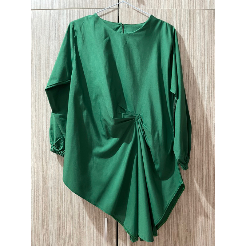 tunik hijau daun