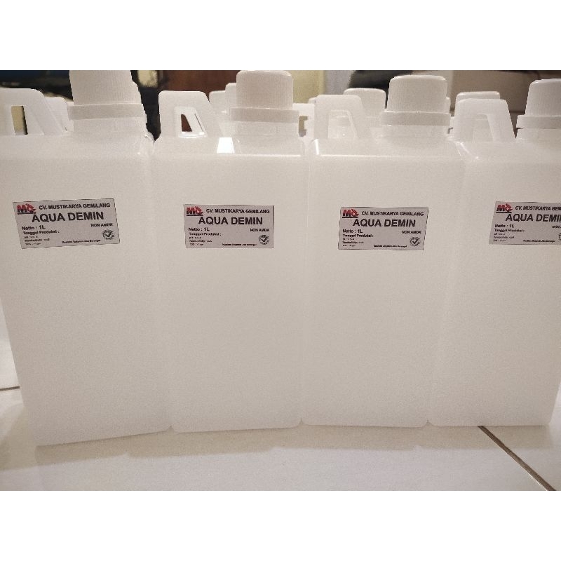 aquadest/ aqua demineral