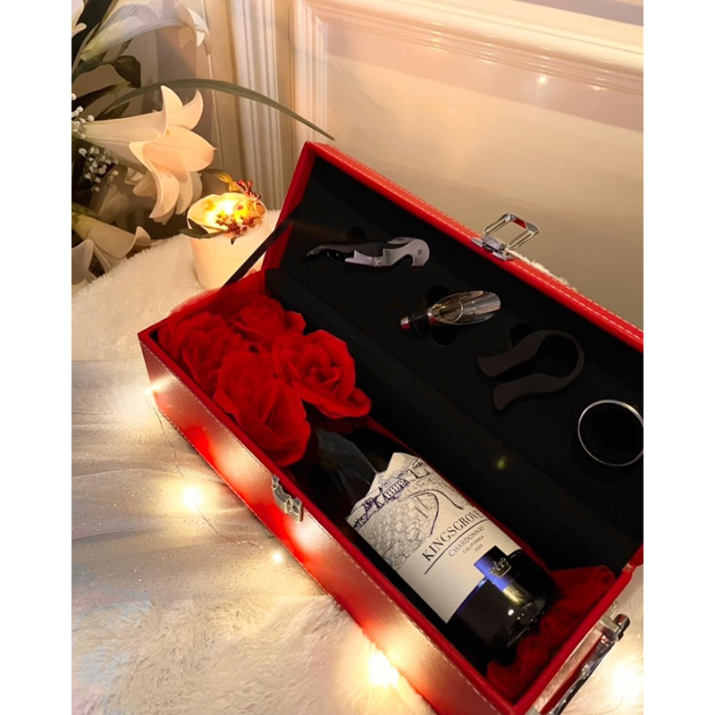 

Chirstmas & New Year Hampers