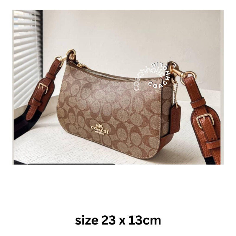 coach baguette crossbody