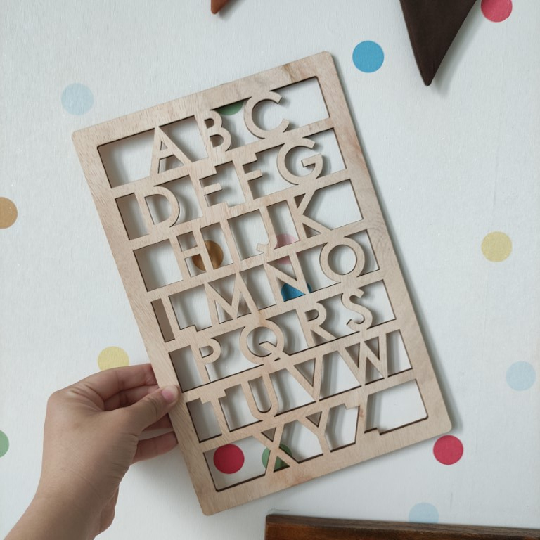 dekorasi dinding anak / dekorasi kamar anak / papan alfabet / papan huruf anak / papan alphabet / pa