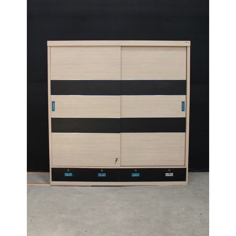Lemari Pakaian HPL Pintu Sliding