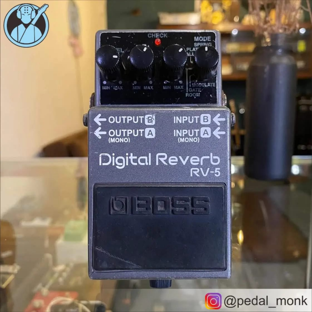 Boss Digital Reverb RV-5