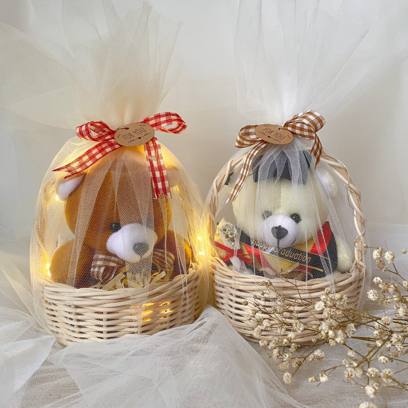 	 BONEKA HAMPERS KERANJANG Kado Wisuda Sidang Gift Paket Hampers Keranjang Rotan Premium Murah Unik Estetik Aesthetic Sahabat Pacar	
