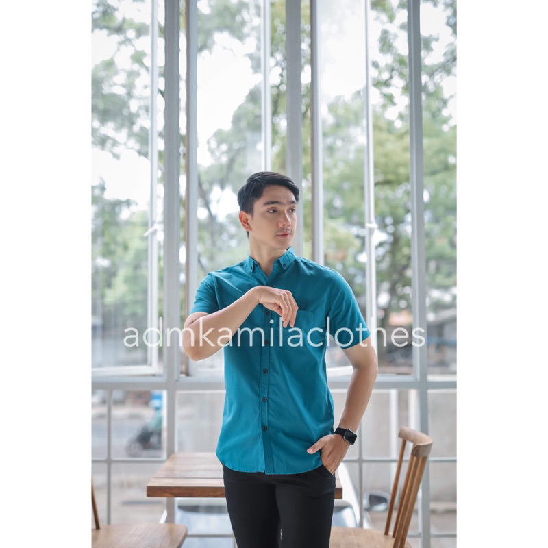 Kemeja pria cowok polos slimfit kasual basic HeM lengan pendek biru tosca