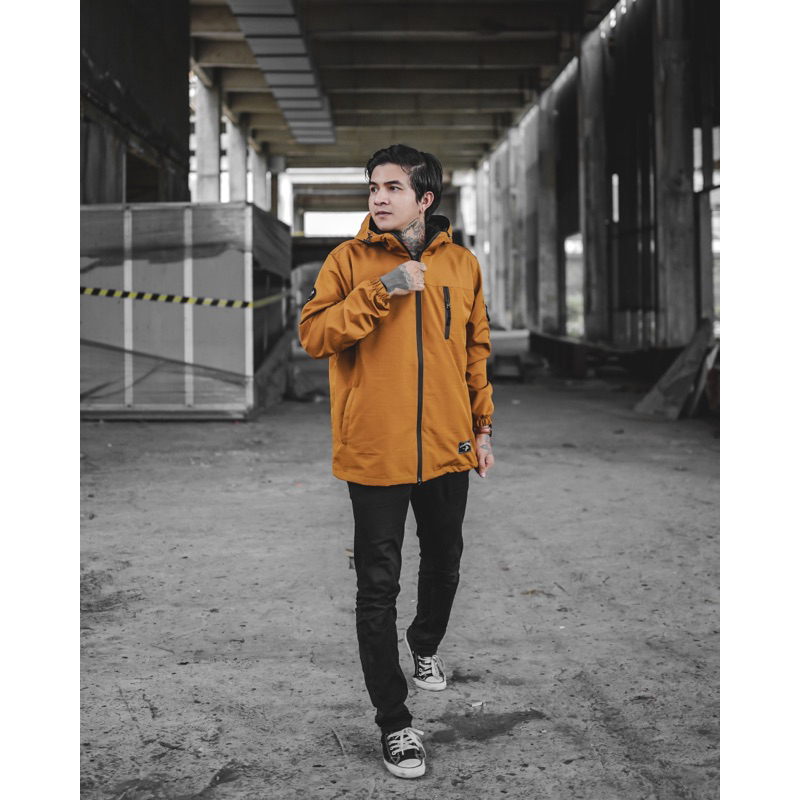 PHOMPPHIESS Jaket Outdoor Tobacco Jaket Waterproof Pria Wanita